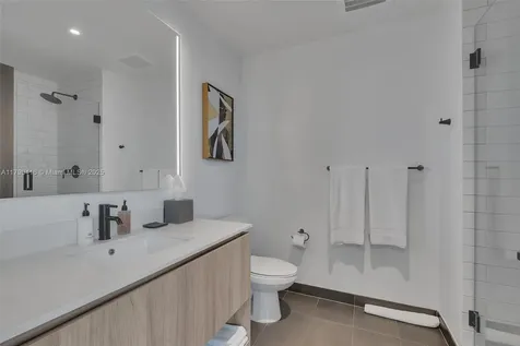 398 NE 5th Street Miami FL 33132