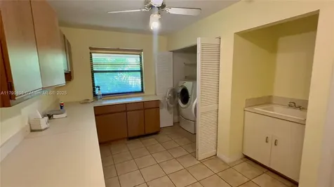 10737 SE Seaspray Court Hobe Sound FL 33455