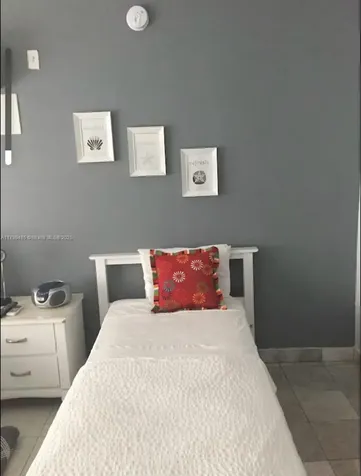 763 Pennsylvania Avenue Miami Beach FL 33139