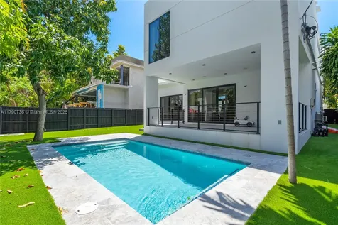 1509 SW 15th Street Miami FL 33145