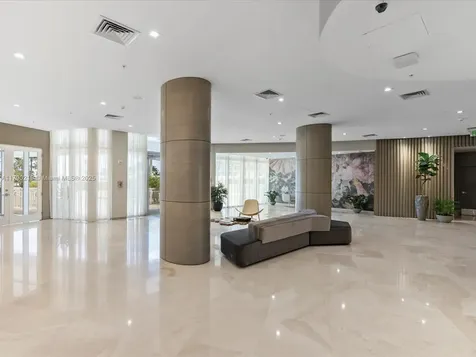 10275 Collins Avenue Bal Harbour FL 33154