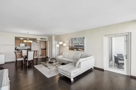 10275 Collins Avenue Bal Harbour FL 33154