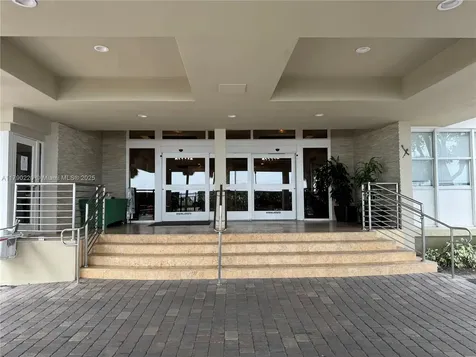 1420 Brickell Bay Drive Miami FL 33131