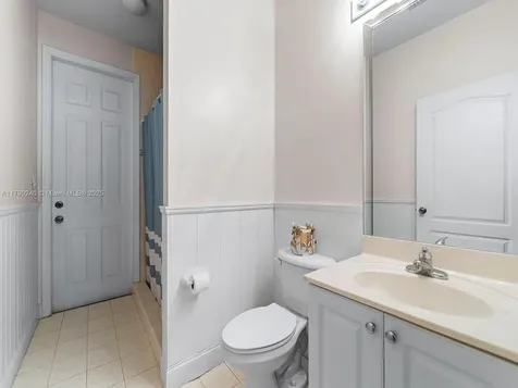 16218 SW 48th Terrace Miami FL 33185