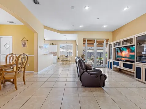 16218 SW 48th Terrace Miami FL 33185
