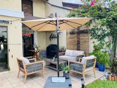 360 SW 97th Avenue Pembroke Pines FL 33025