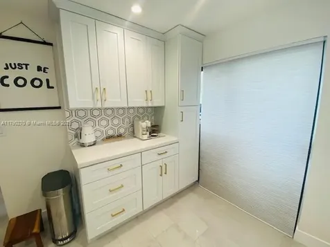 360 SW 97th Avenue Pembroke Pines FL 33025