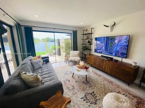 360 SW 97th Avenue Pembroke Pines FL 33025