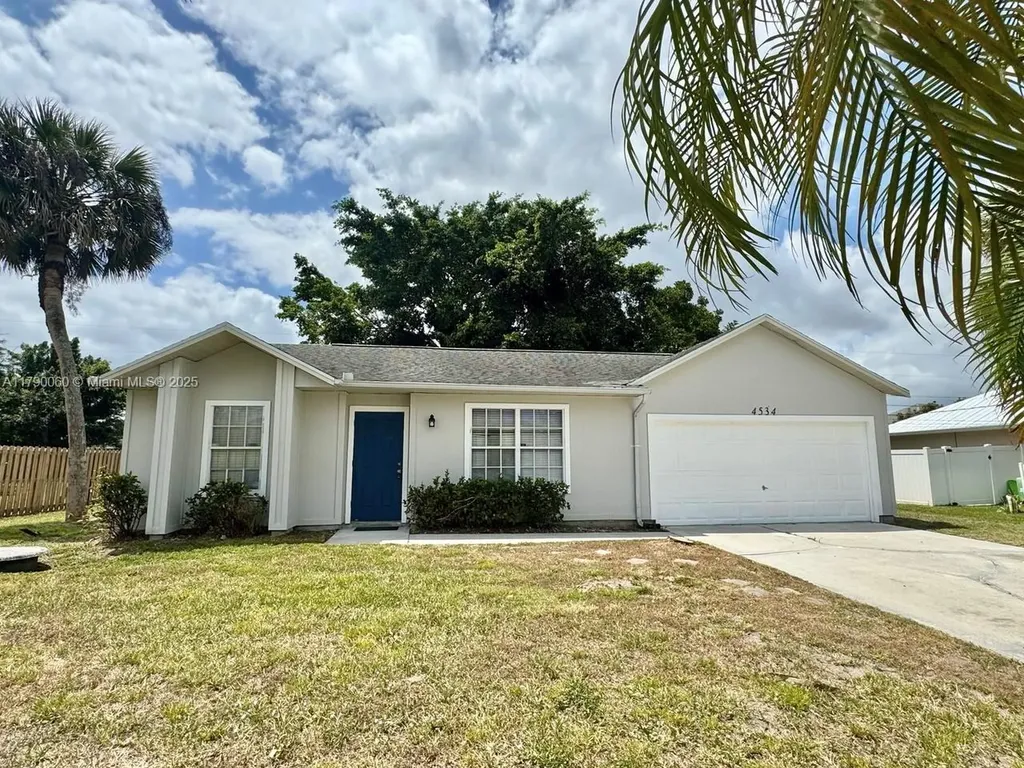 4534 SW Van Dyke Street Port St. Lucie FL 34953