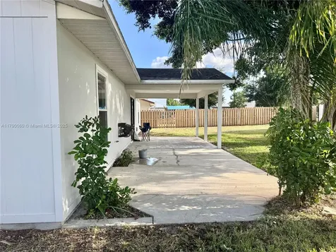 4534 SW Van Dyke Street Port St. Lucie FL 34953