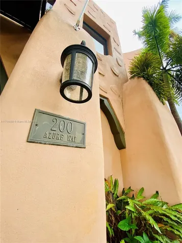 200 Azure Way Miami Springs FL 33166