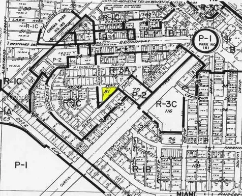 200 Azure Way Miami Springs FL 33166