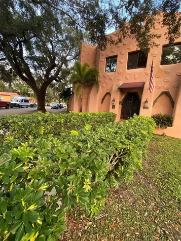 200 Azure Way Miami Springs FL 33166
