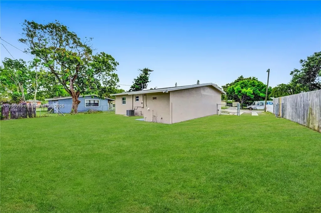 1859 NW 16th Court Fort Lauderdale FL 33311