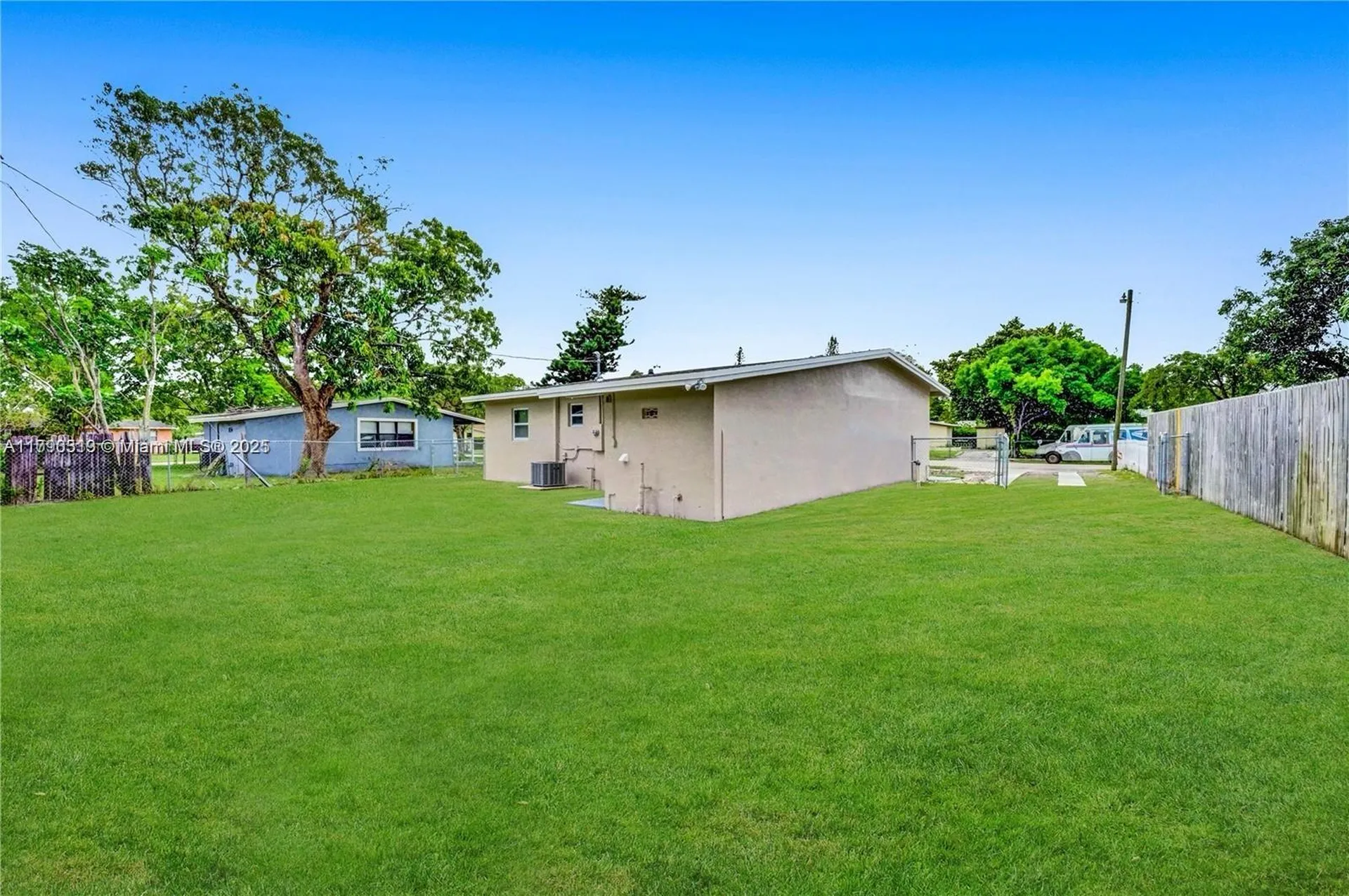 1859 NW 16th Court Fort Lauderdale FL 33311