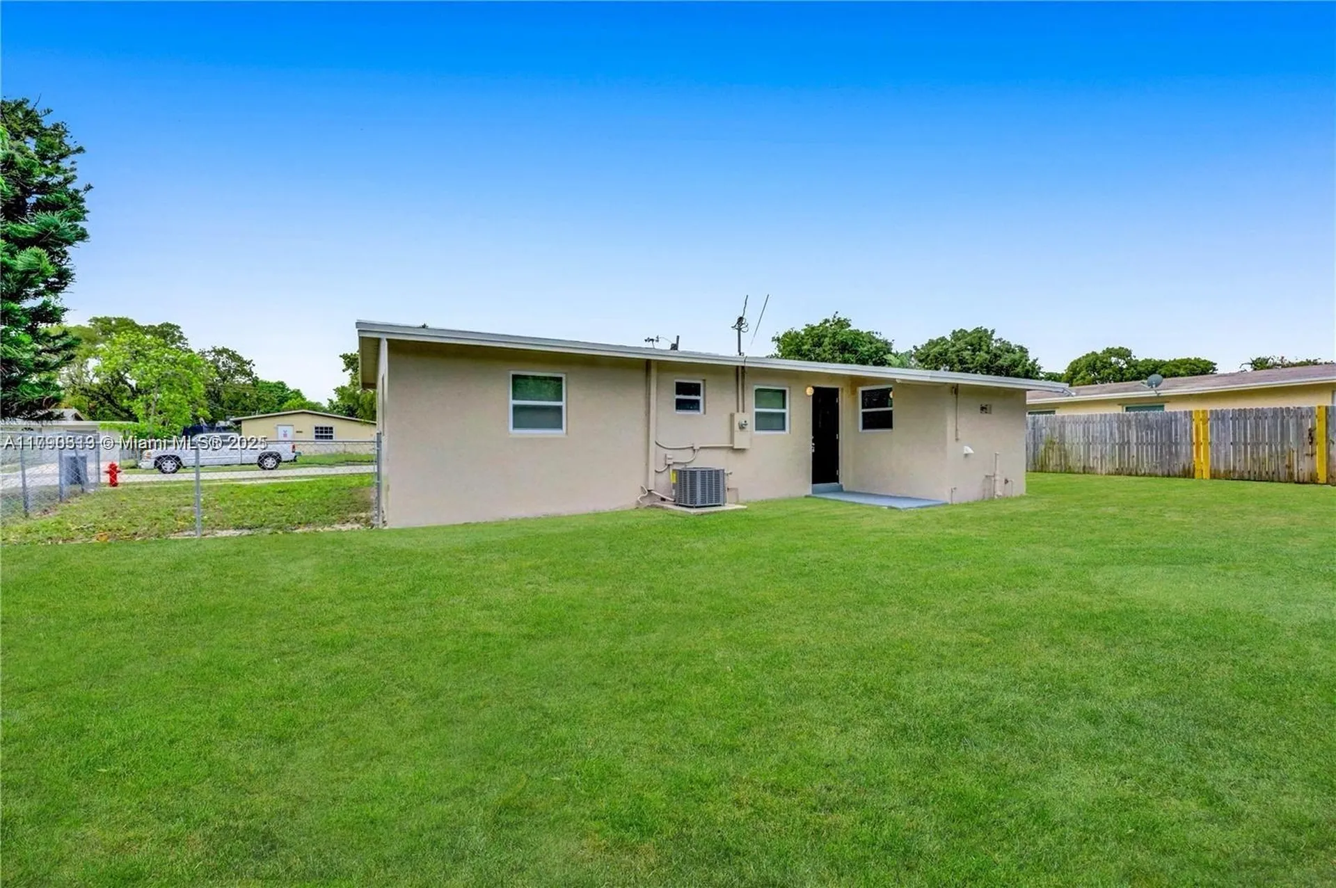 1859 NW 16th Court Fort Lauderdale FL 33311