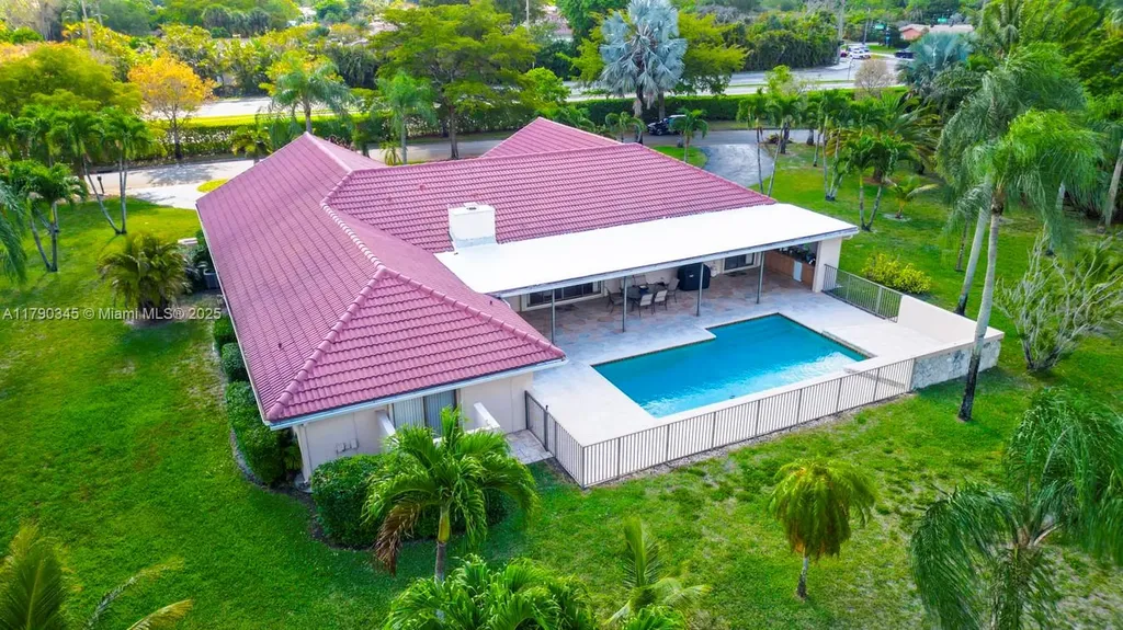 1800 NW 105th Lane Coral Springs FL 33071