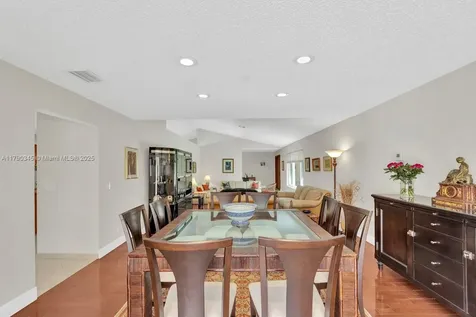 1800 NW 105th Lane Coral Springs FL 33071