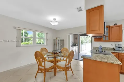 1800 NW 105th Lane Coral Springs FL 33071