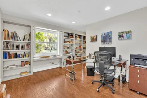 1800 NW 105th Lane Coral Springs FL 33071