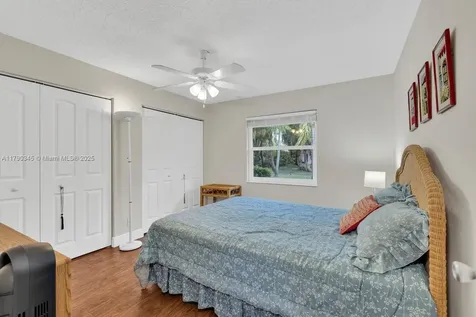 1800 NW 105th Lane Coral Springs FL 33071