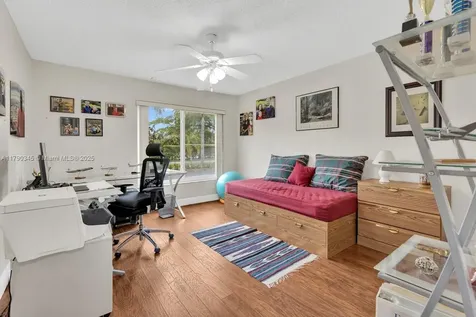 1800 NW 105th Lane Coral Springs FL 33071