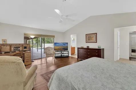 1800 NW 105th Lane Coral Springs FL 33071
