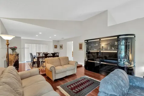 1800 NW 105th Lane Coral Springs FL 33071