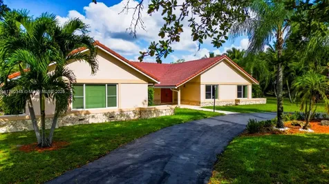1800 NW 105th Lane Coral Springs FL 33071