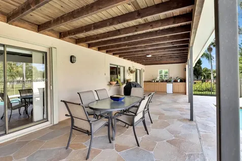 1800 NW 105th Lane Coral Springs FL 33071