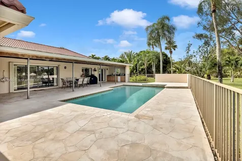 1800 NW 105th Lane Coral Springs FL 33071