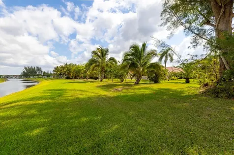 1800 NW 105th Lane Coral Springs FL 33071