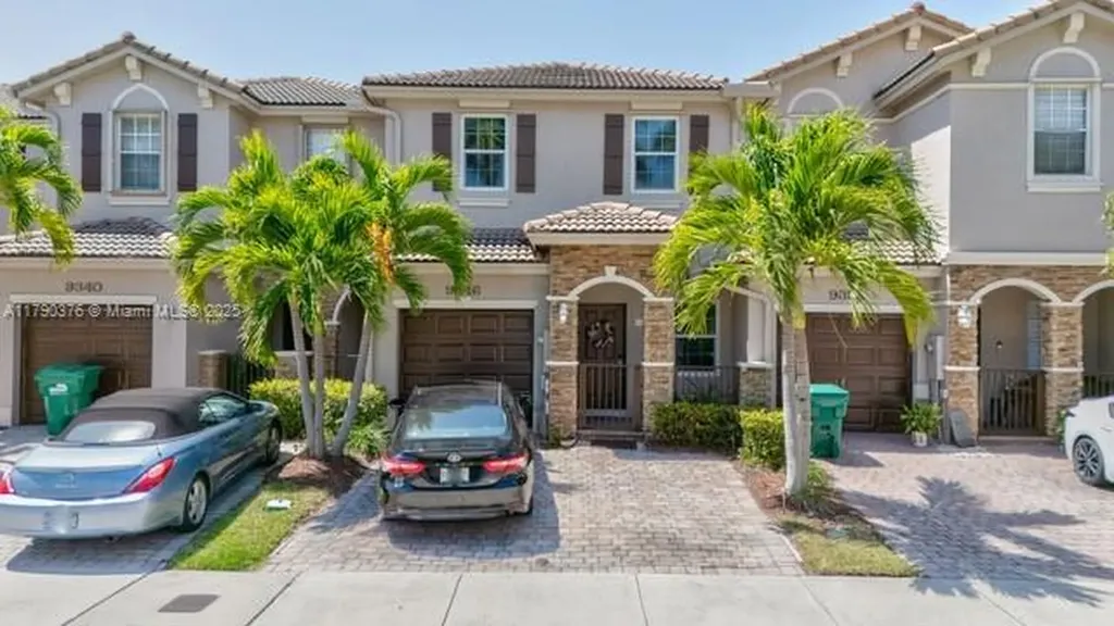 9346 SW 221st Street Cutler Bay FL 33190