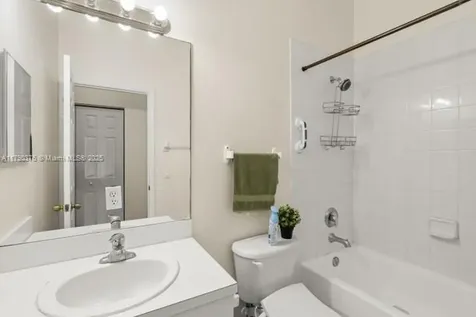 9346 SW 221st Street Cutler Bay FL 33190