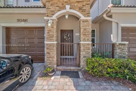 9346 SW 221st Street Cutler Bay FL 33190