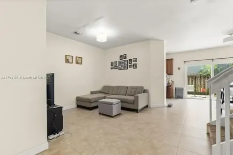 9346 SW 221st Street Cutler Bay FL 33190