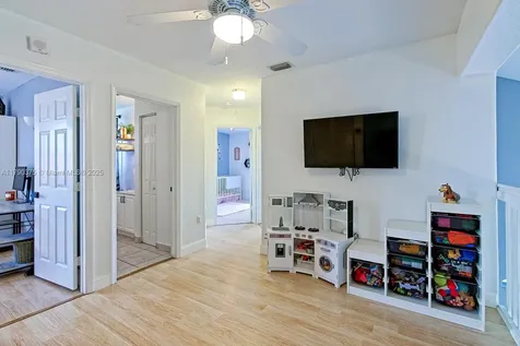 500 SE 25th Drive Homestead FL 33033