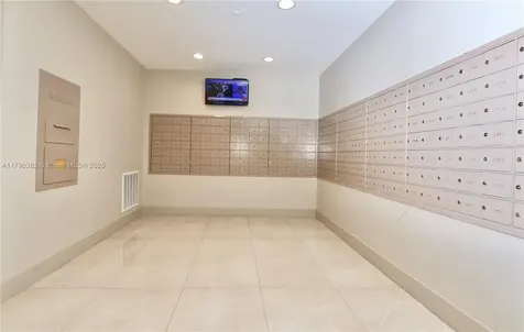 19195 NE 36th Court Aventura FL 33180