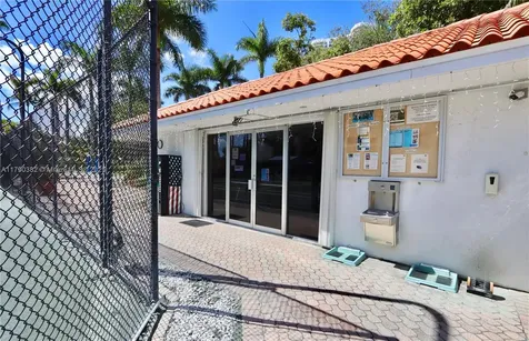 19195 NE 36th Court Aventura FL 33180
