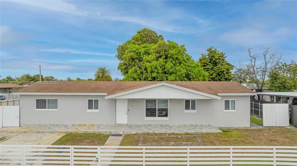 5045 NW 186th Street Miami Gardens FL 33055