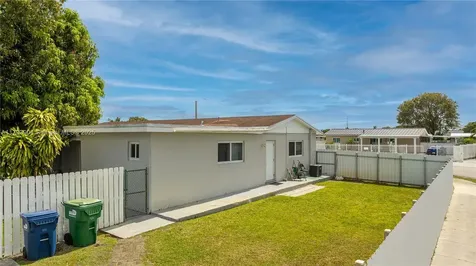 5045 NW 186th Street Miami Gardens FL 33055