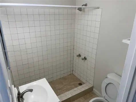 5045 NW 186th Street Miami Gardens FL 33055
