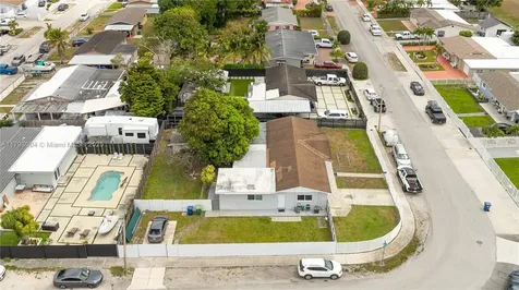 5045 NW 186th Street Miami Gardens FL 33055