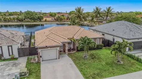 5123 SW 160th Avenue Miami FL 33185