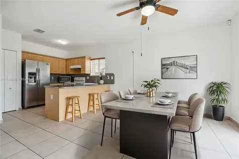 5123 SW 160th Avenue Miami FL 33185