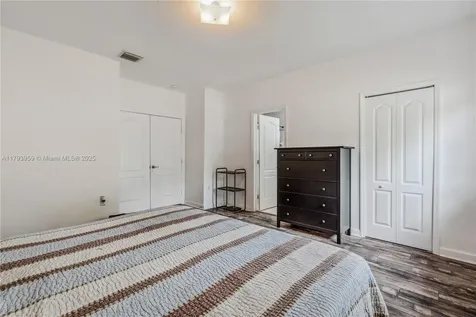 5123 SW 160th Avenue Miami FL 33185