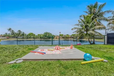 5123 SW 160th Avenue Miami FL 33185