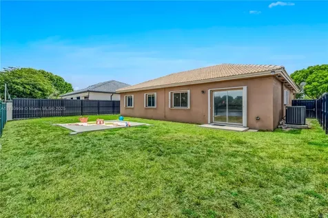 5123 SW 160th Avenue Miami FL 33185