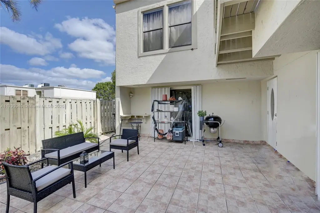 12079 W Regal Court W Wellington FL 33414