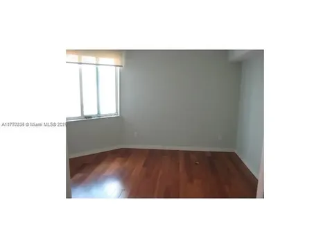 325 S Biscayne Boulevard Miami FL 33131